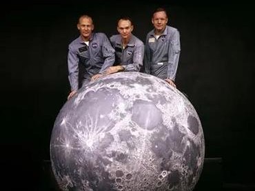 阿姆斯特朗（追寻宇宙奥秘的阿波罗11号指挥官）